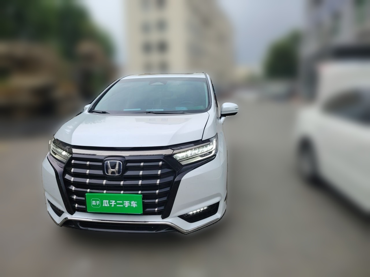Elysion 2024 2.0L e:HEV Luxury photo 2