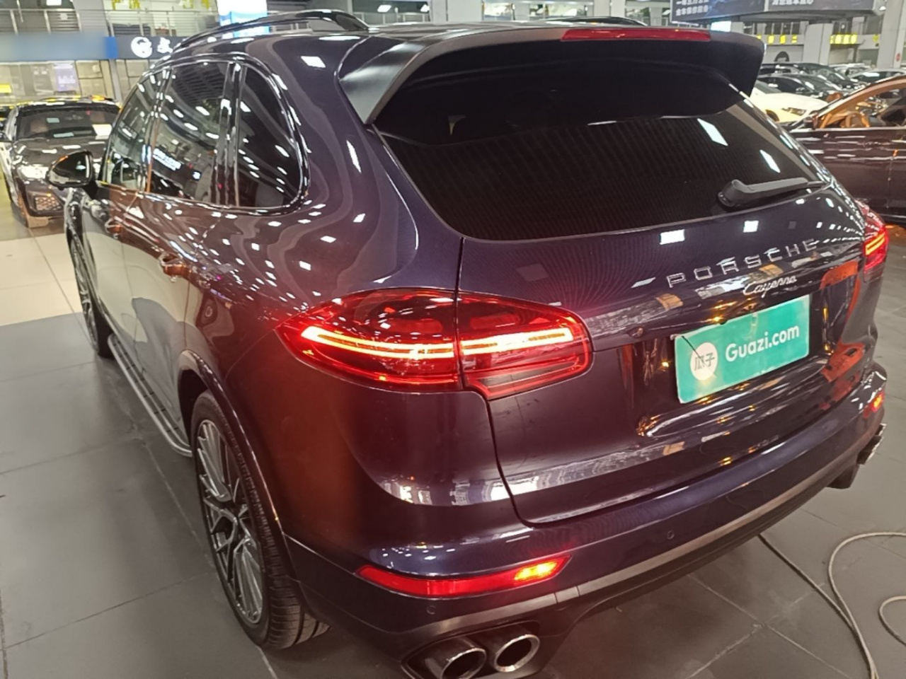 2016 Cayenne Platinum Edition 3.0T photo 4