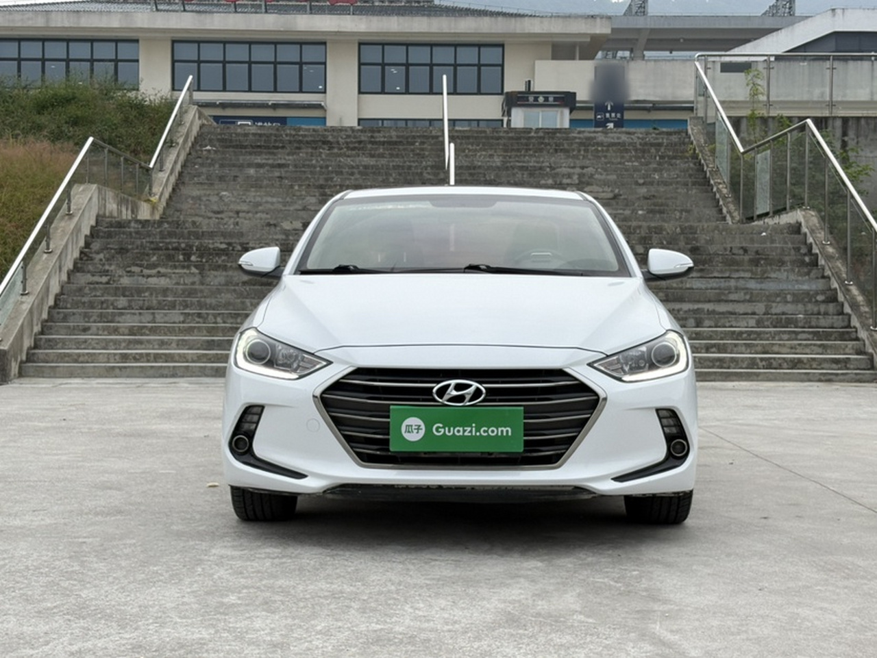 Elantra 2018 1.4T DCT photo 3