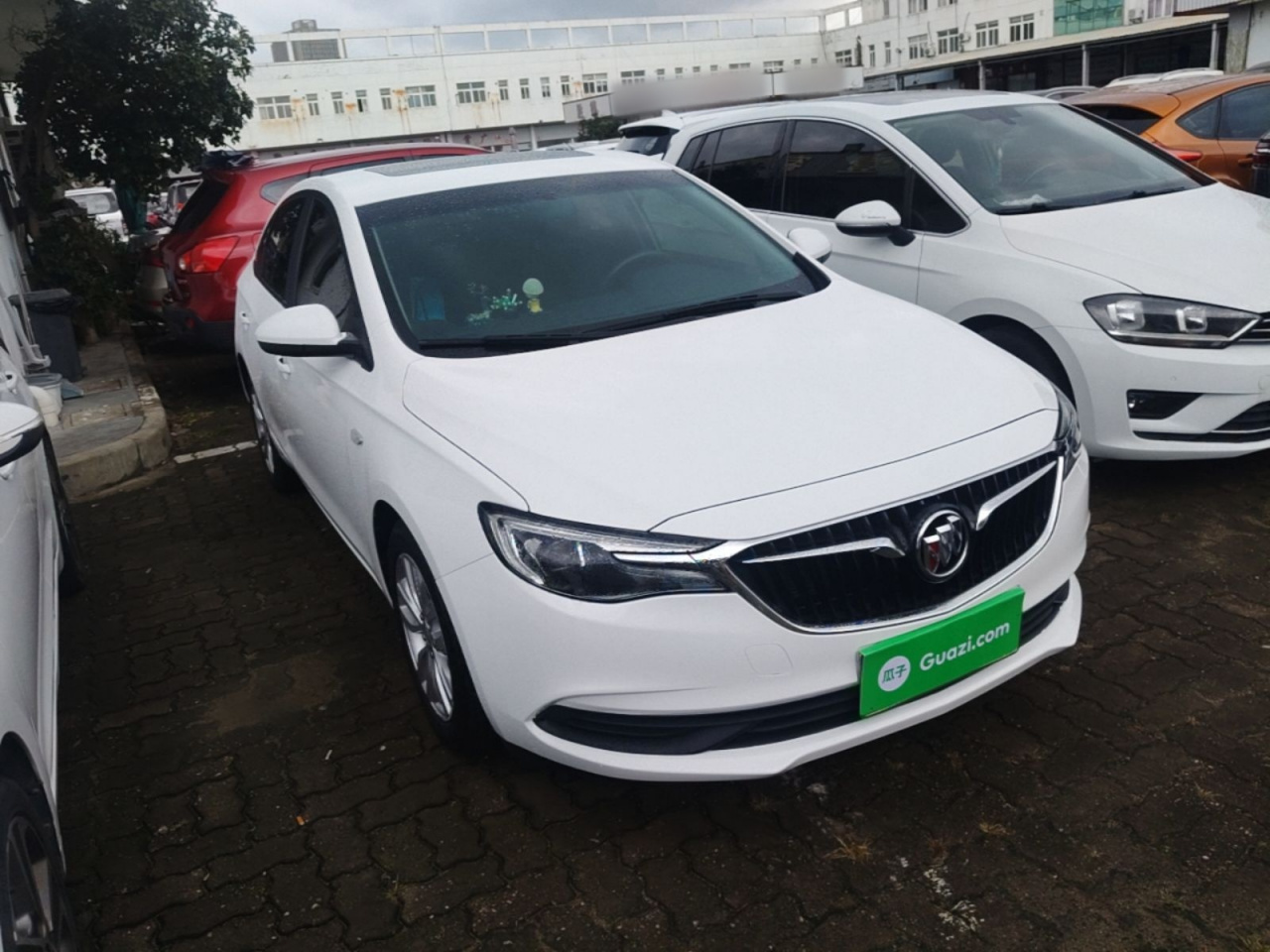 Excelle 2021 Facelift Classic 1.5L AT Elite photo 3