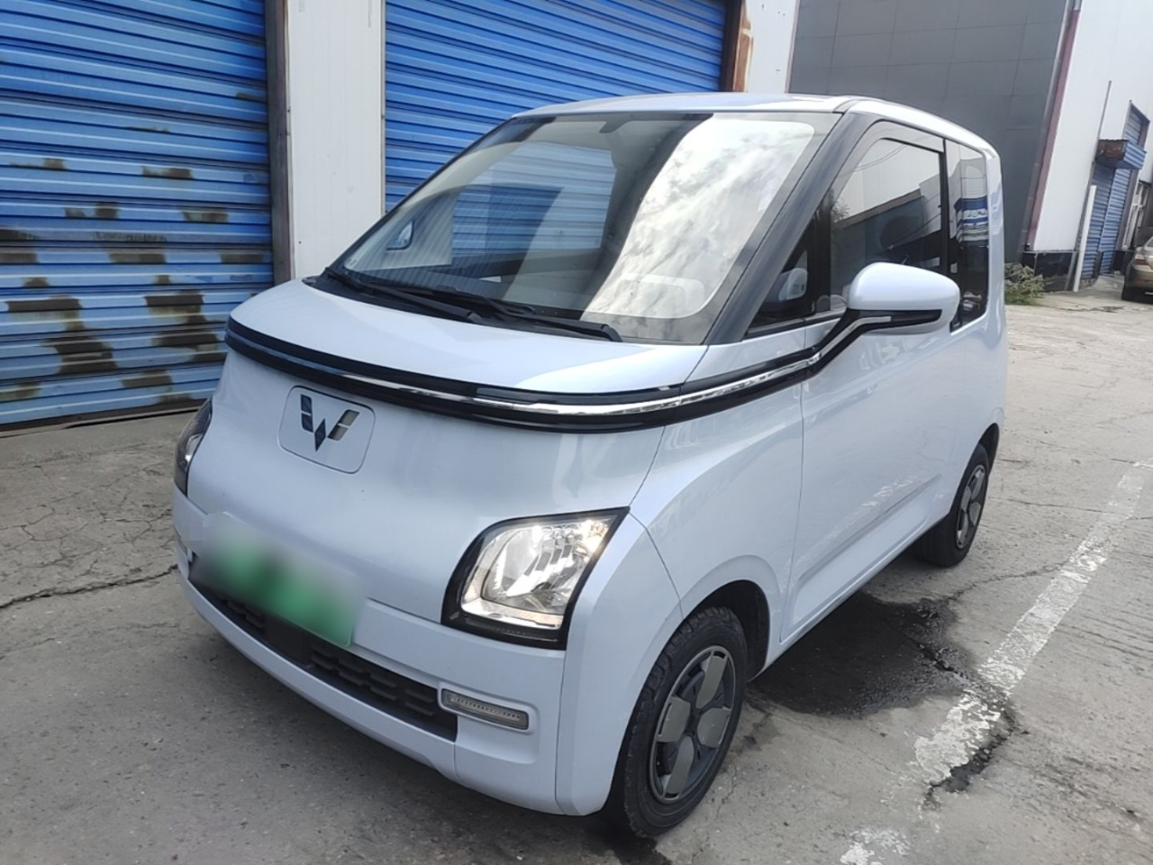Wuling Air ev 2023 4-Seater - Standard