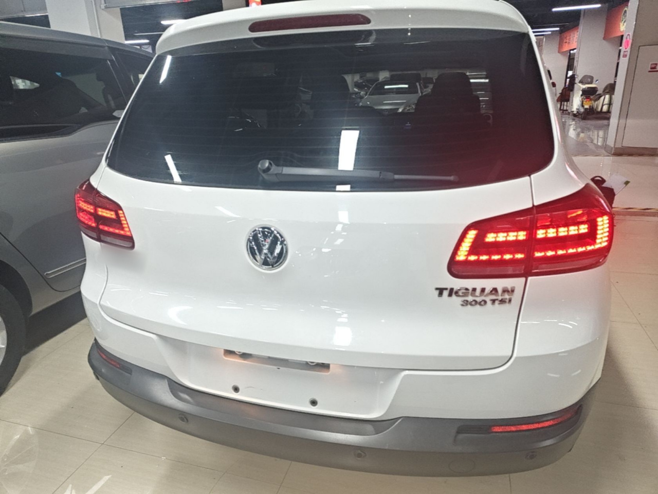Tiguan 2016 300TSI AT AWD photo 5