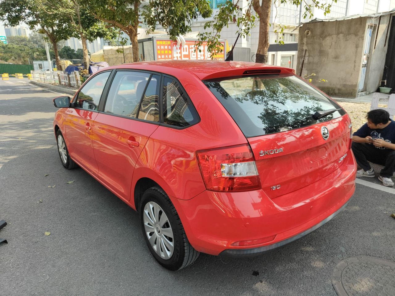 Rapid Spaceback 2018 1.6L AT Standard photo 4