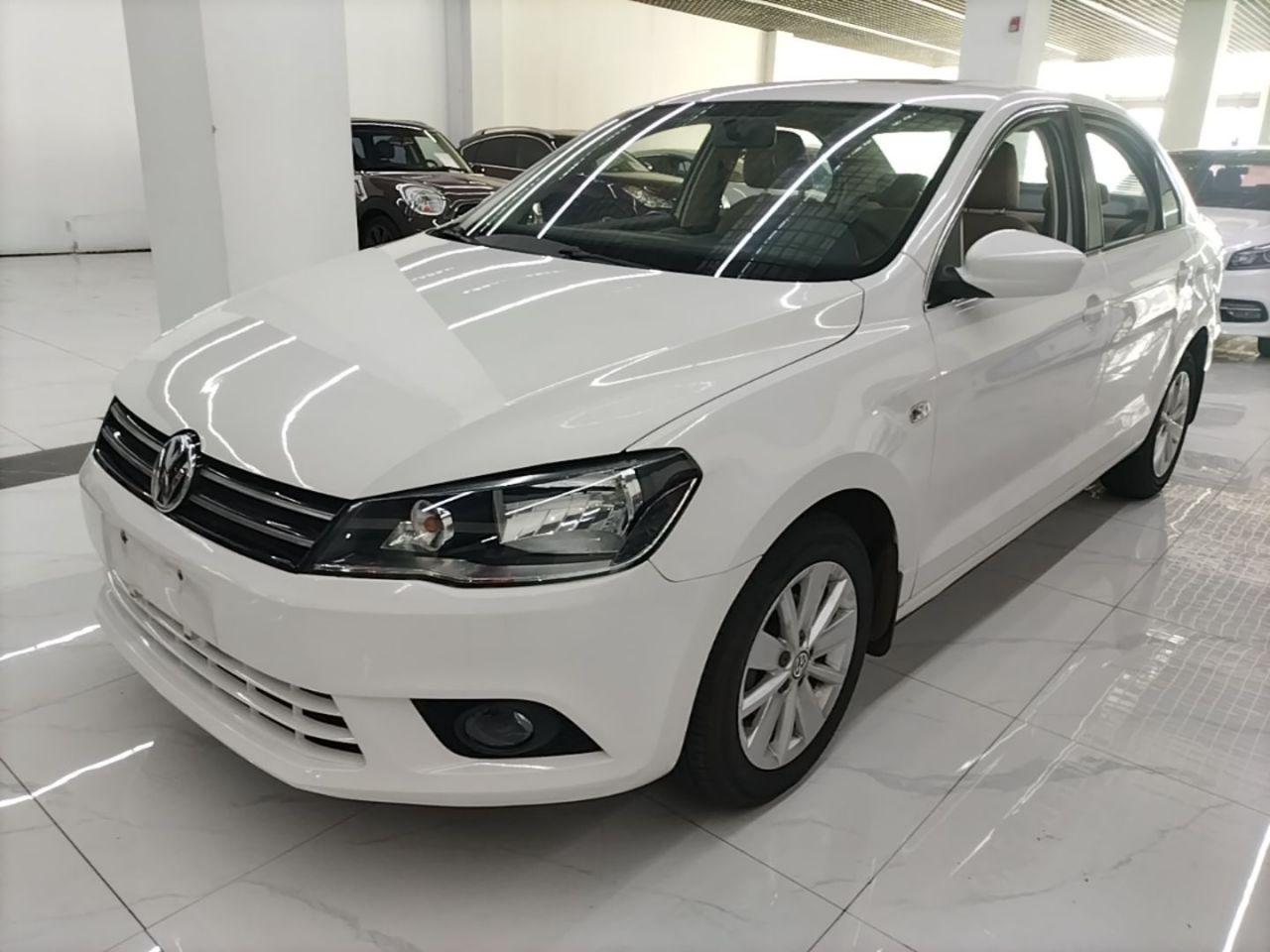 2015 1.6L AT Comfort