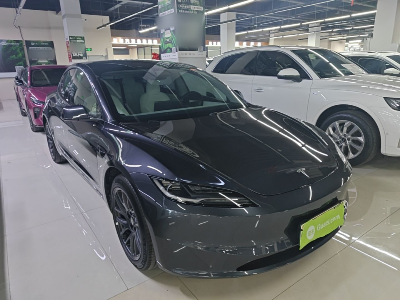 Model 3 2023 RWD photo 5