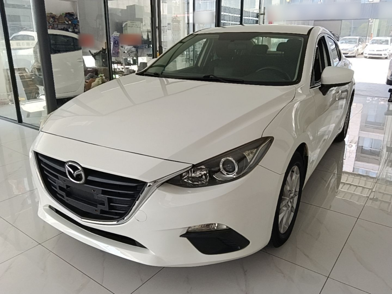 3 Axela 2014 Sedan 1.5L AT Comfort