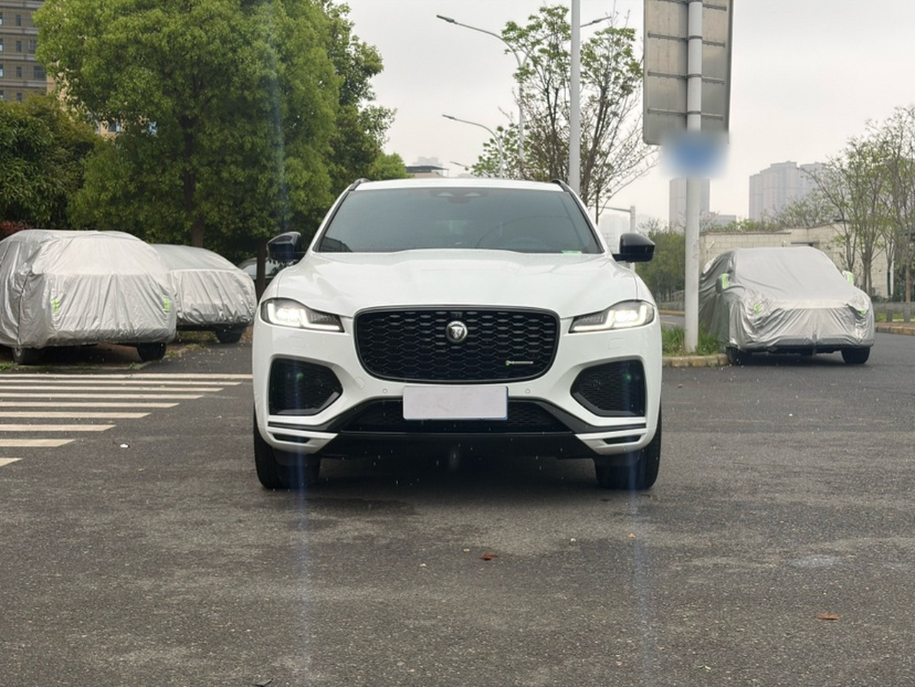 F-PACE 2022 P250 R-Dynamic BLACK photo 3