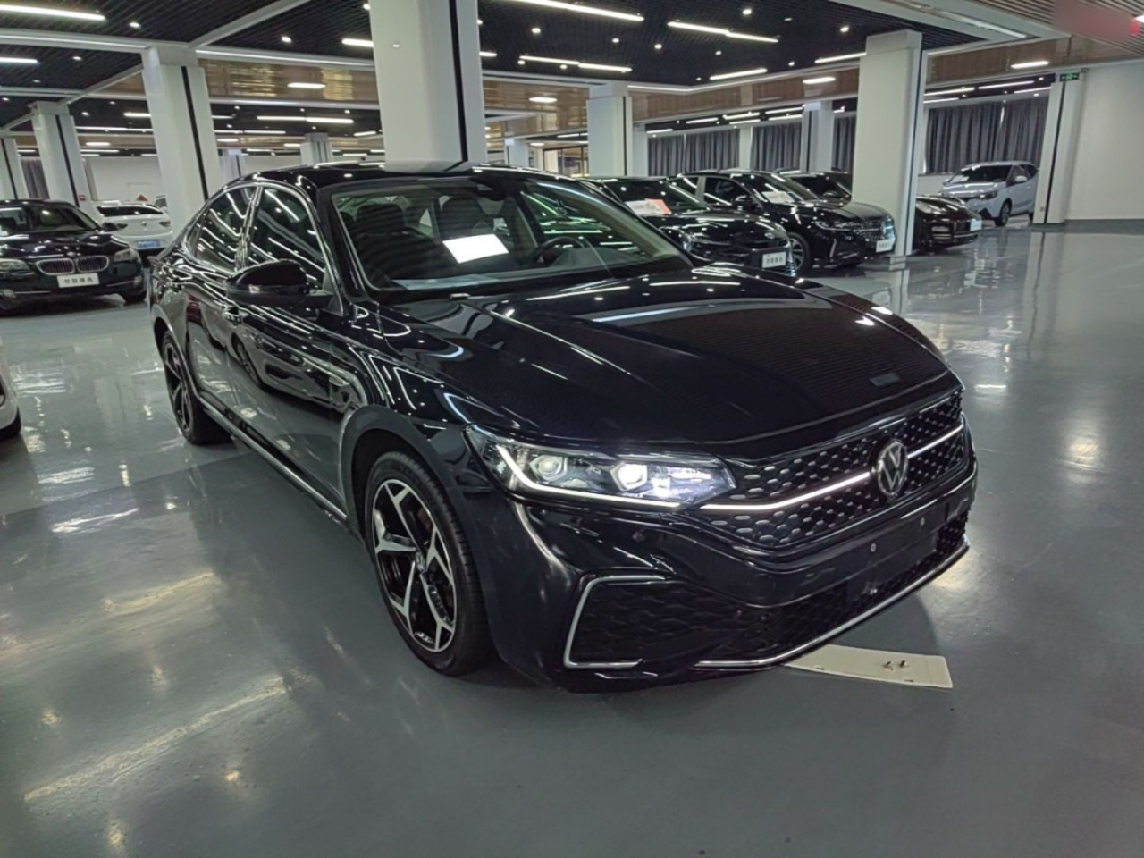 Passat 2024 380TSI photo 5