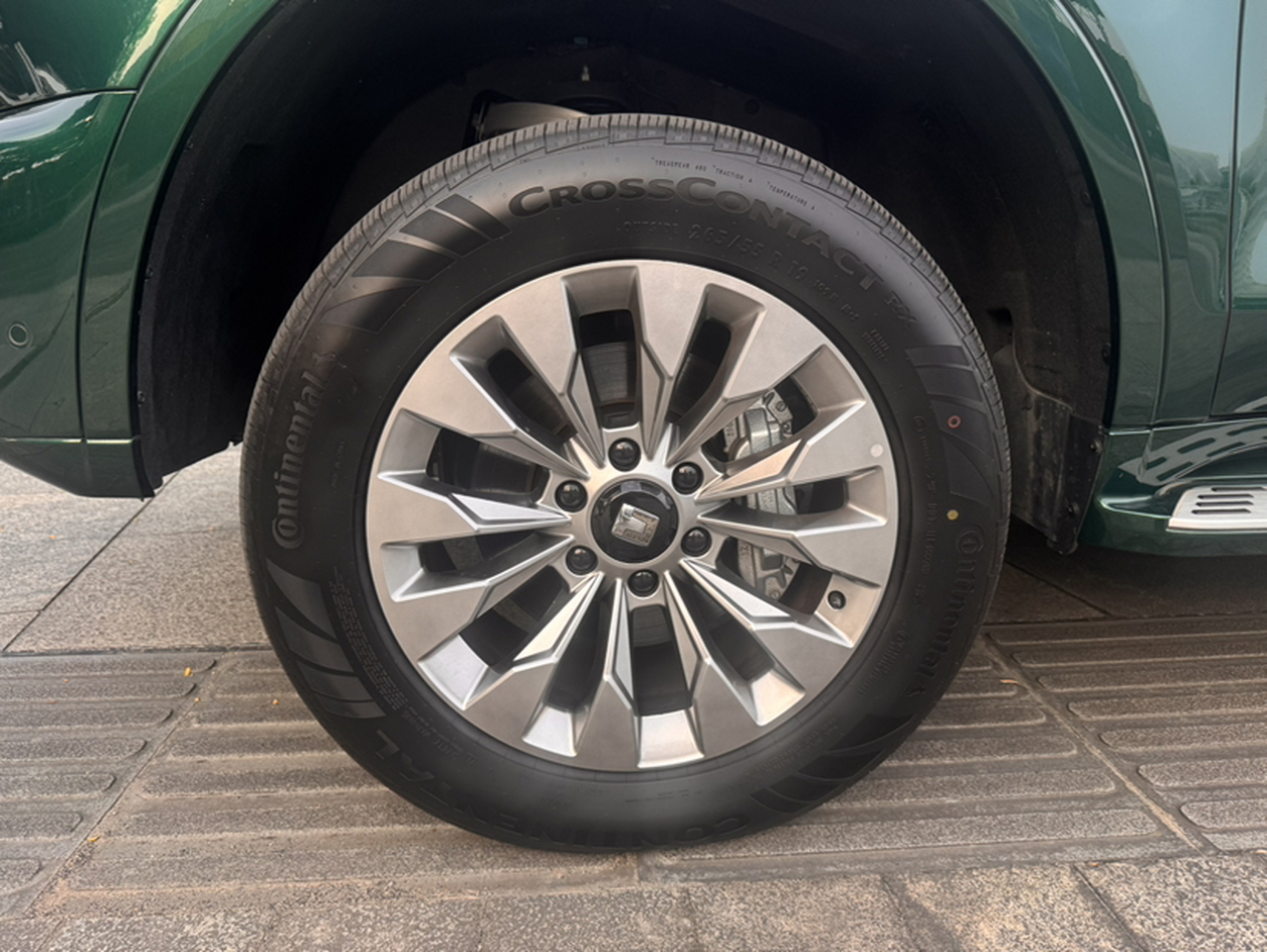 500 EV 2026 Hi4-Z Smart photo 3