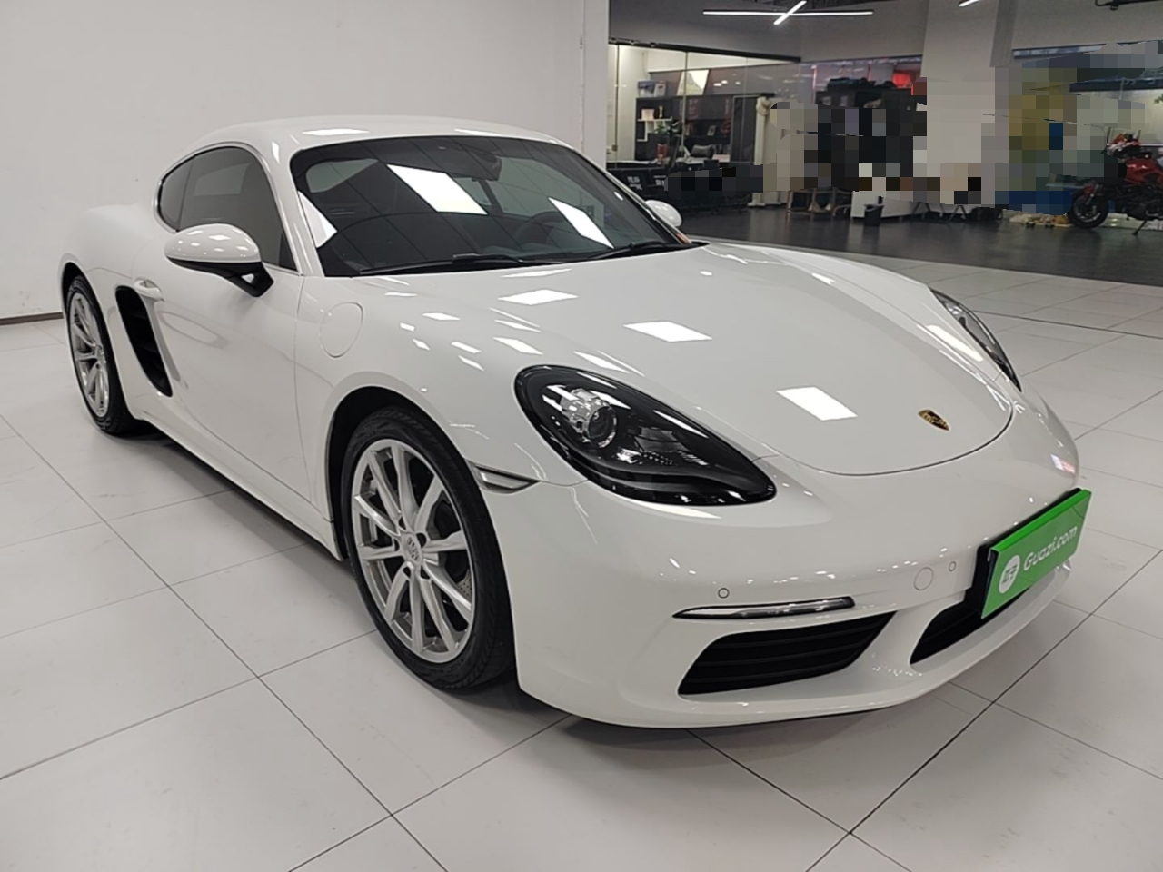 718 2020 Cayman 2.0T photo 5