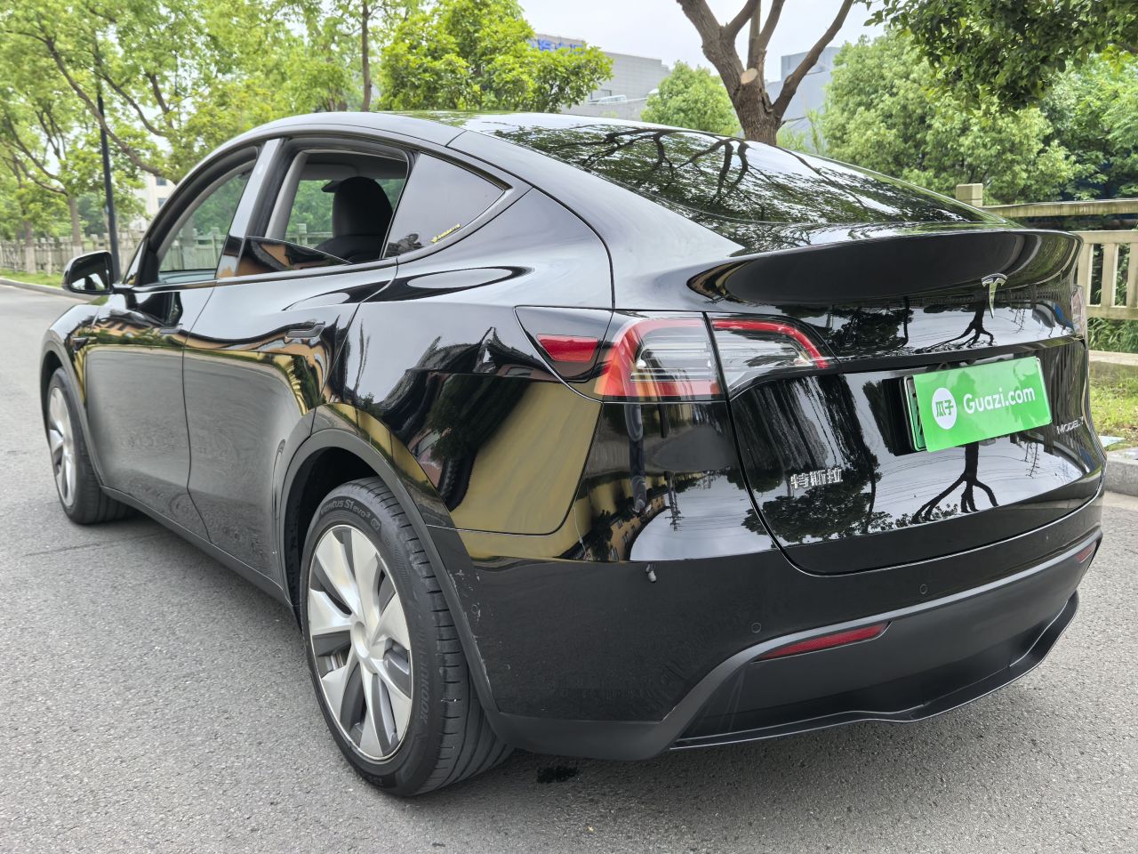 Model Y 2022 Long Range AWD photo 4