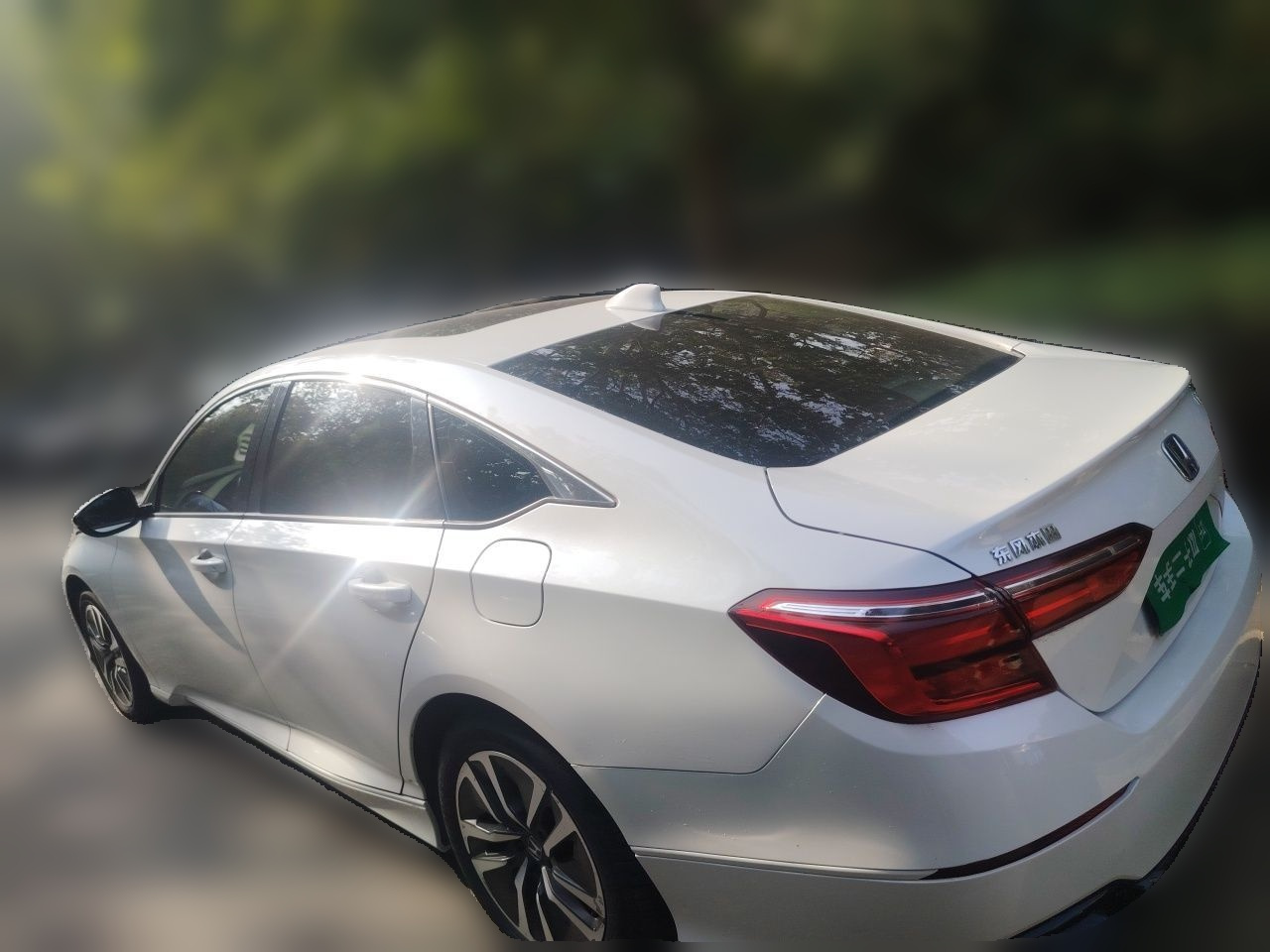 2022 Hybrid 2.0L photo 4
