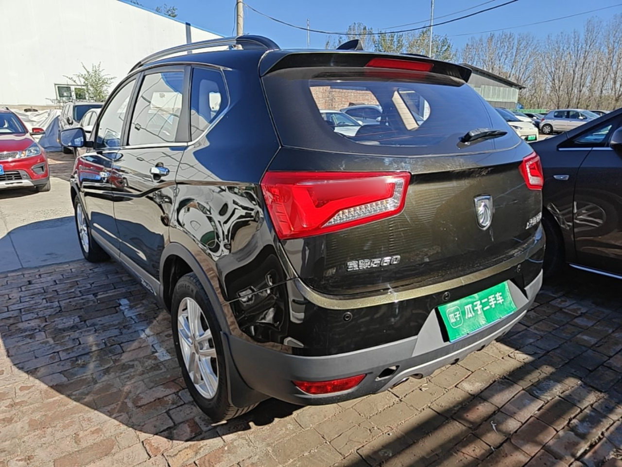 560 2015 1.8L MT Elite photo 4