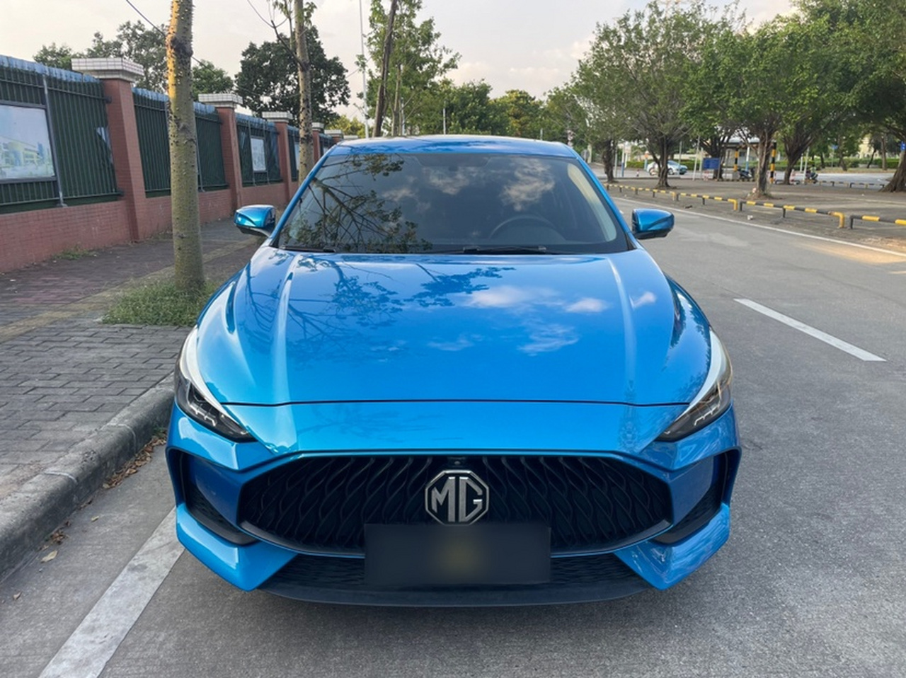 MG5 2021 180DVVT CVT Luxury photo 2