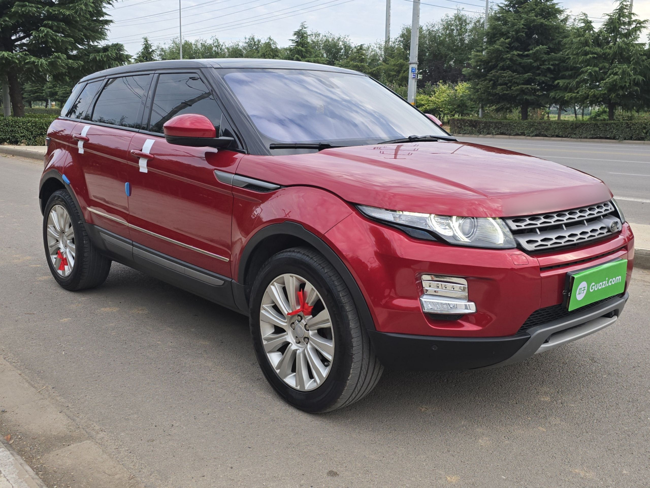Range Rover Evoque 2015 2.0T 5-Door photo 3