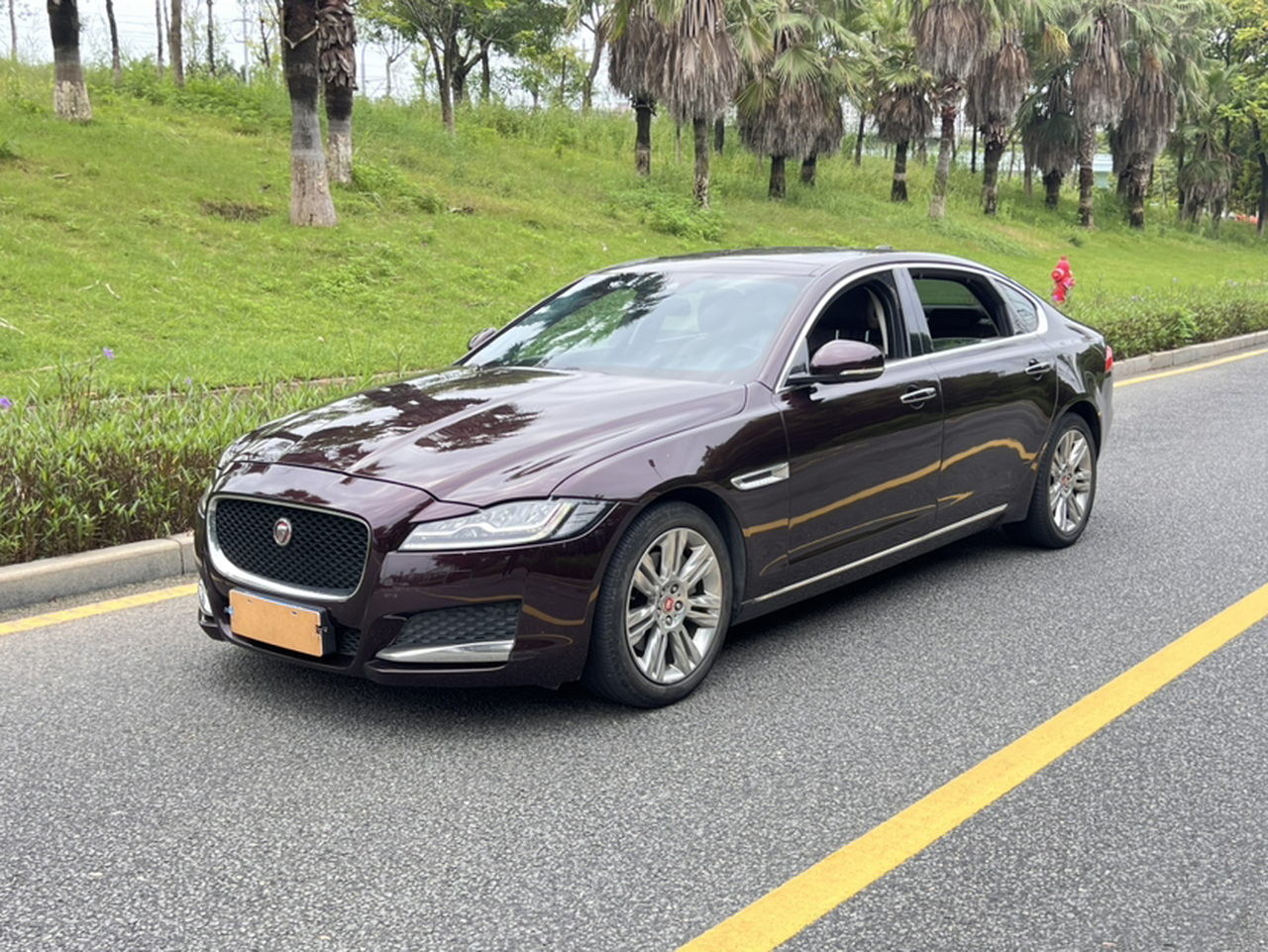 XFL 2018 XFL 2.0T 250PS Luxury