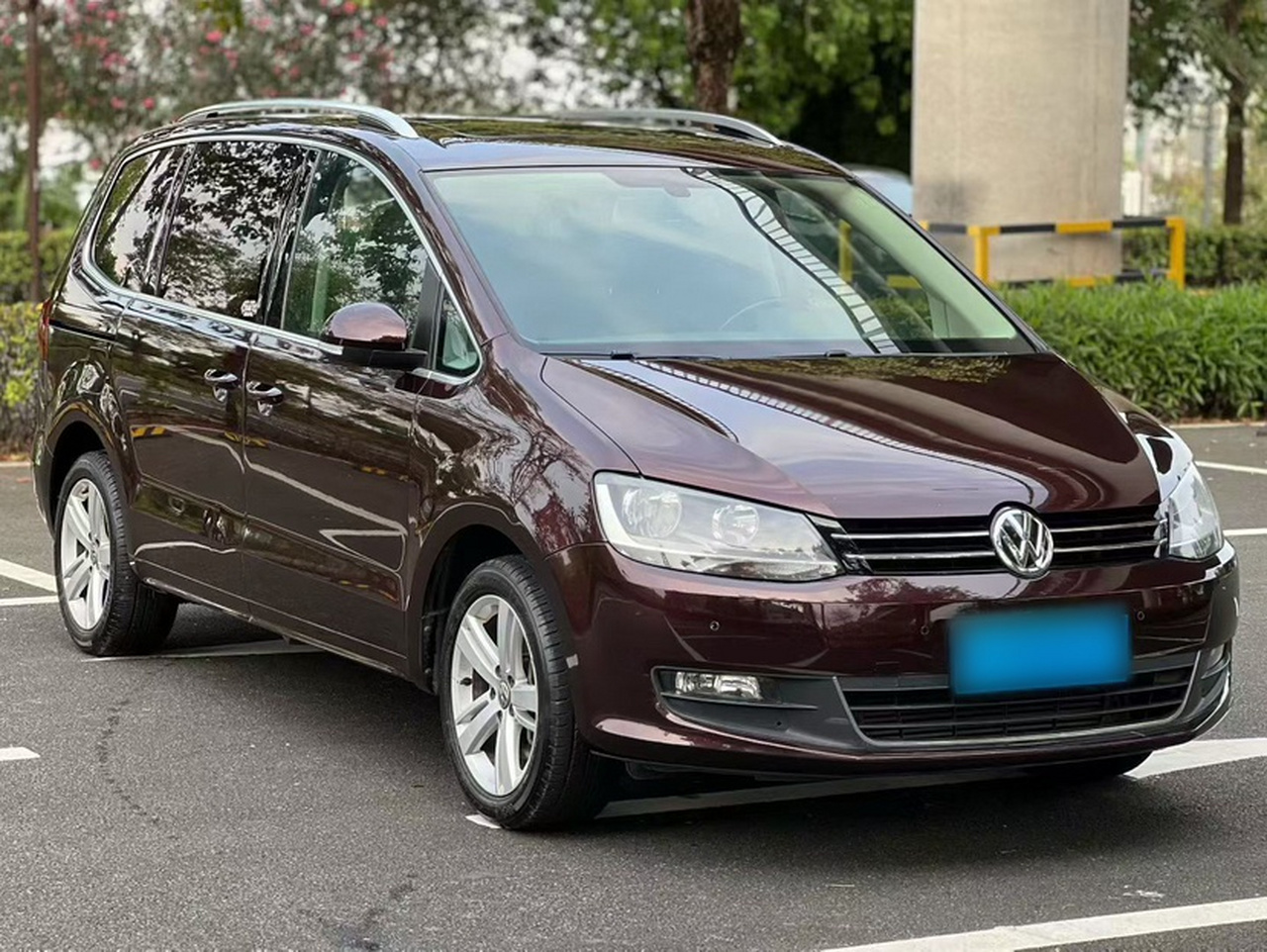 2016 380TSI 7-Seater photo 2