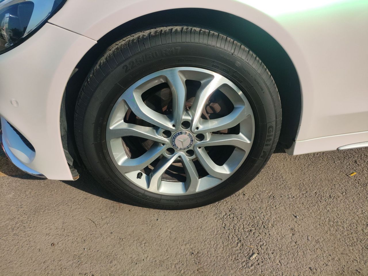C-Class 2015 Facelift C 180 L Sport photo 2