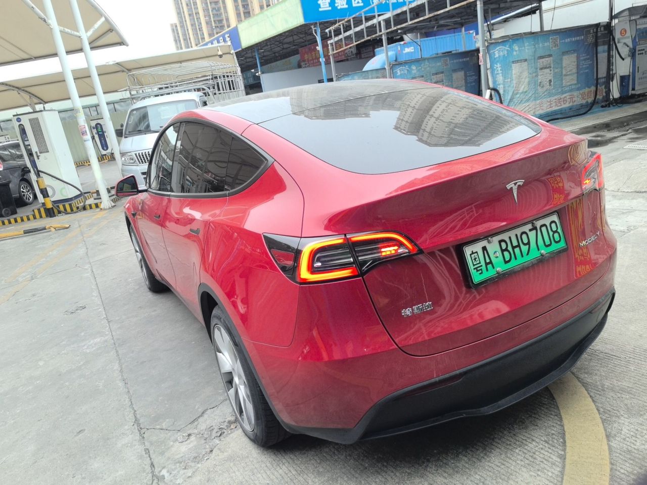 Model Y 2022 Facelift Long Range AWD photo 4