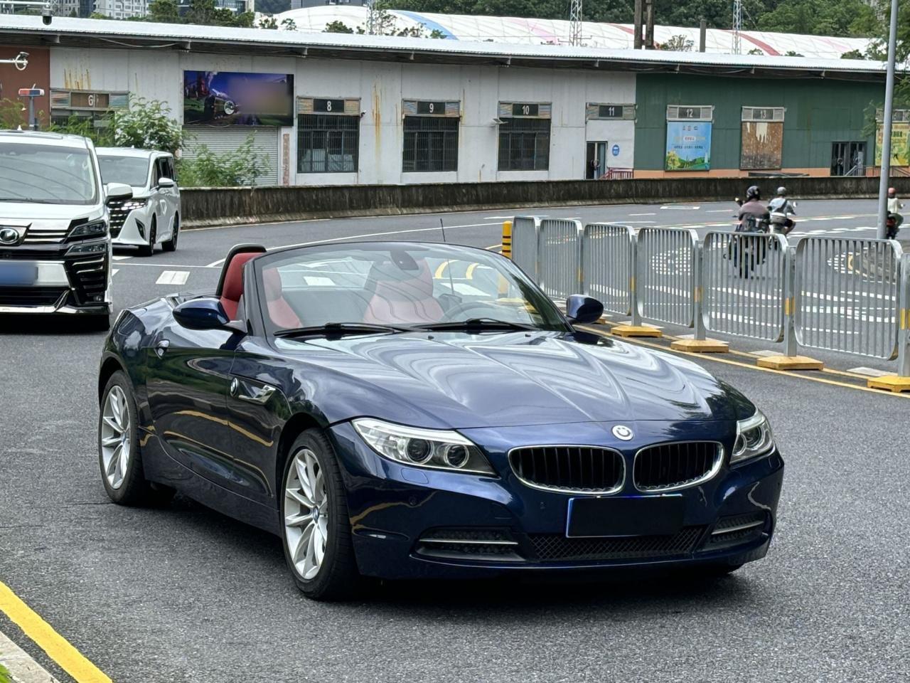 Z4 2013 sDrive20i Leading photo 4