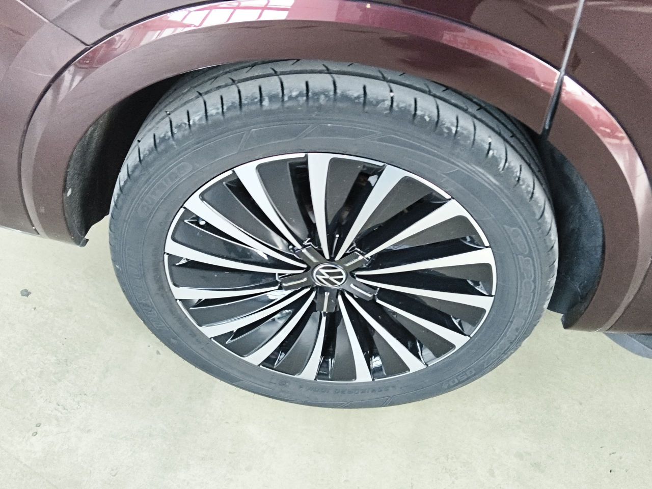 Viloran 2022 380TSI Premium photo 4