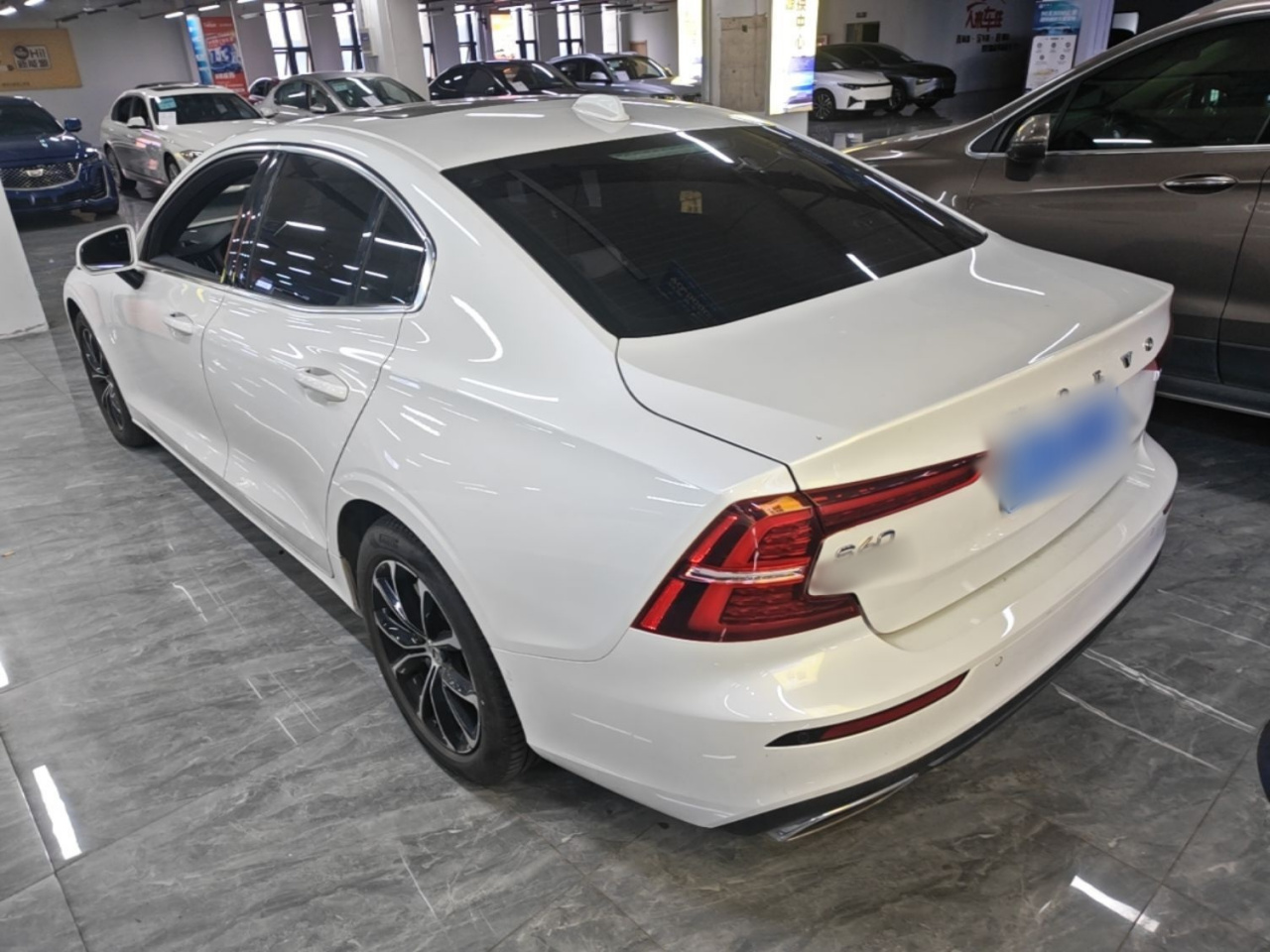 S60 2021 T4 Luxury photo 4
