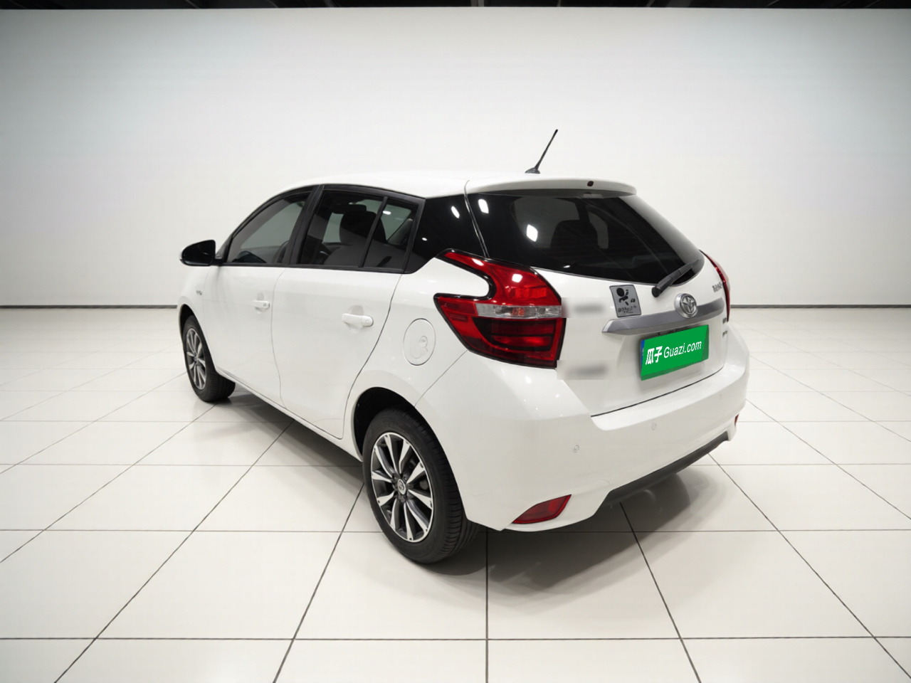 YARiS L 2020 1.5L CVT Leading photo 3
