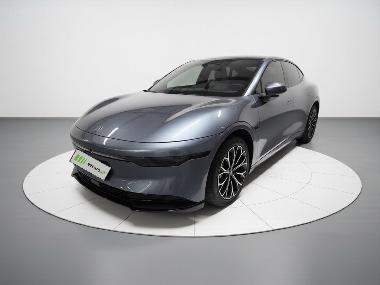 007 2024 AWD 100kWh