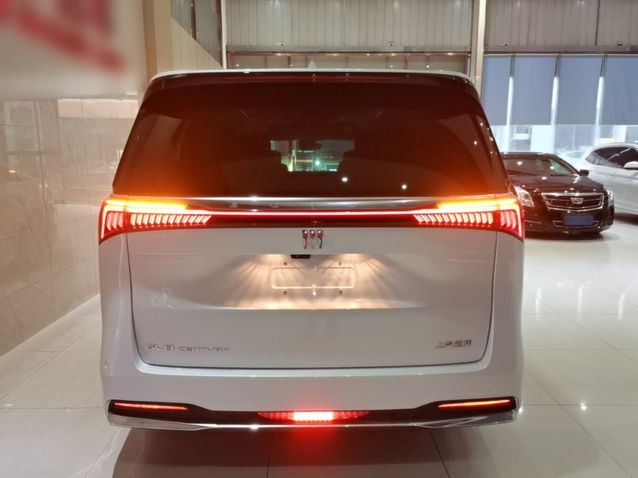 2023 2.0T 7-Seater photo 5