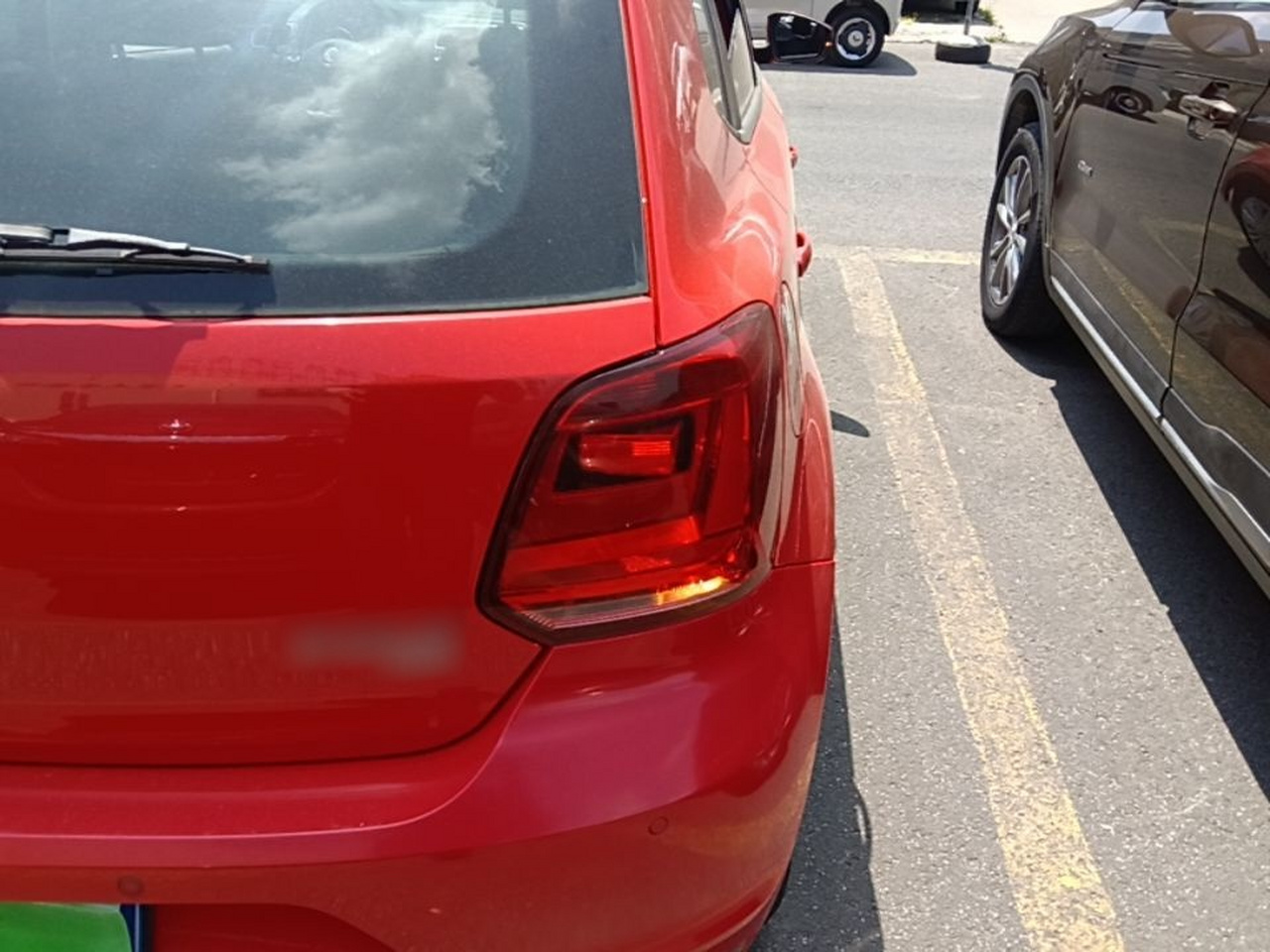 Polo 2016 1.6L AT Comfort photo 2