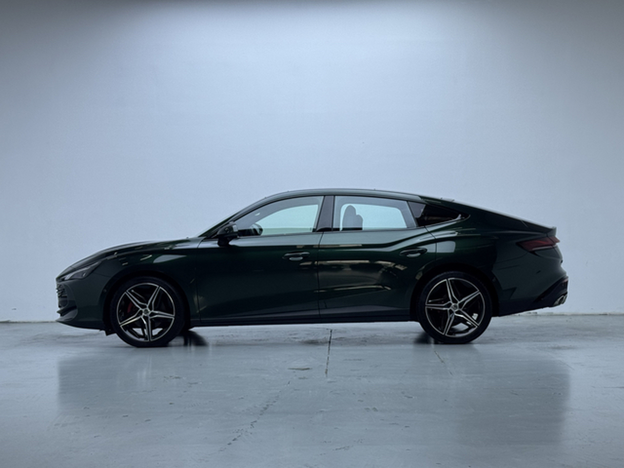 MG7 2025 2.0T Trophy+ ADAS photo 4