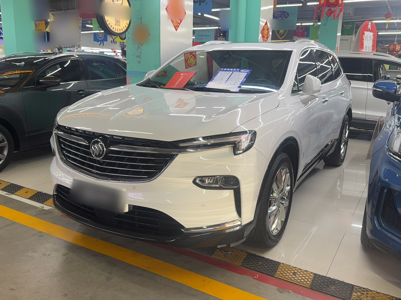 2020 28T AWD Exclusive Flagship