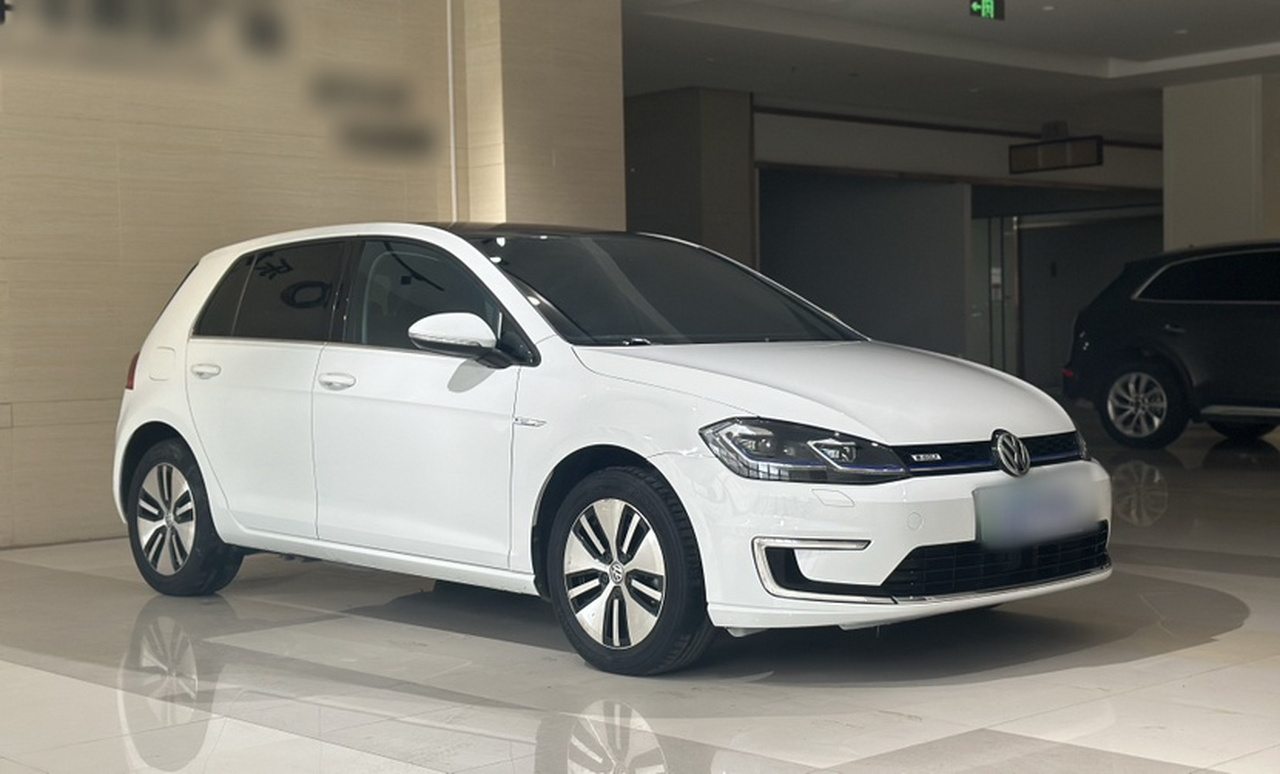 Golf EV 2020 photo 2