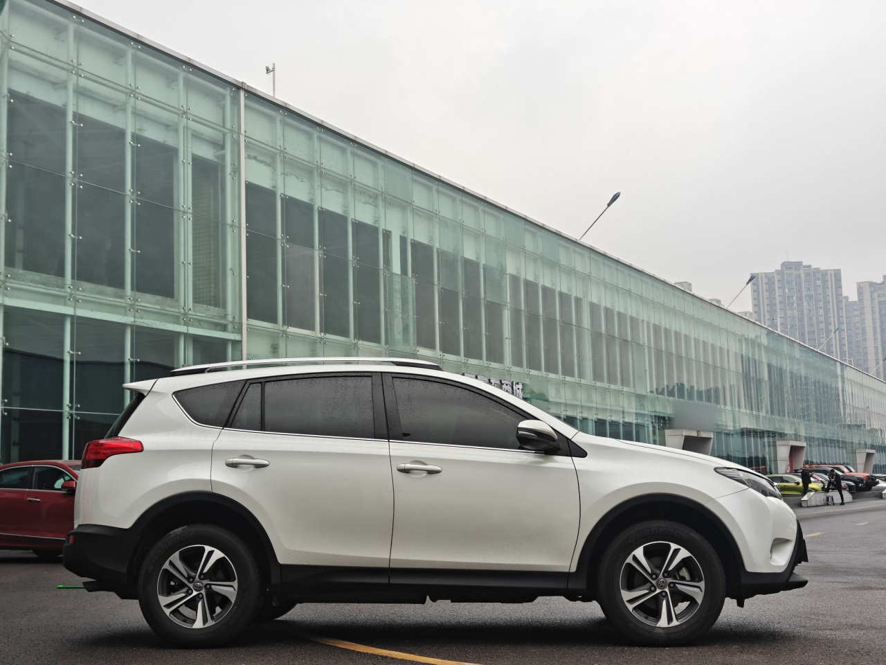 RAV4 2015 2.0L CVT RWD photo 5