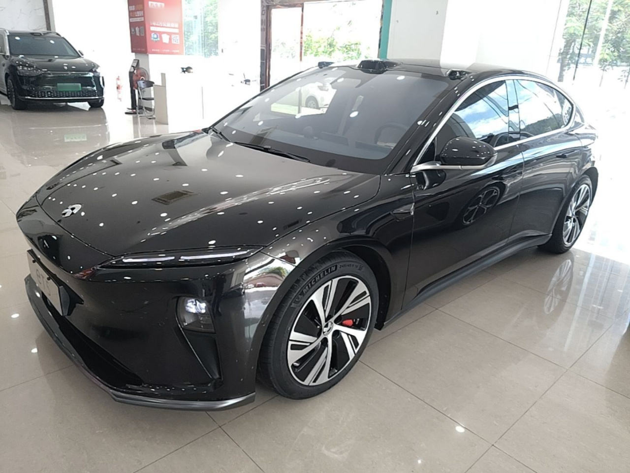ET5 2022 75kWh