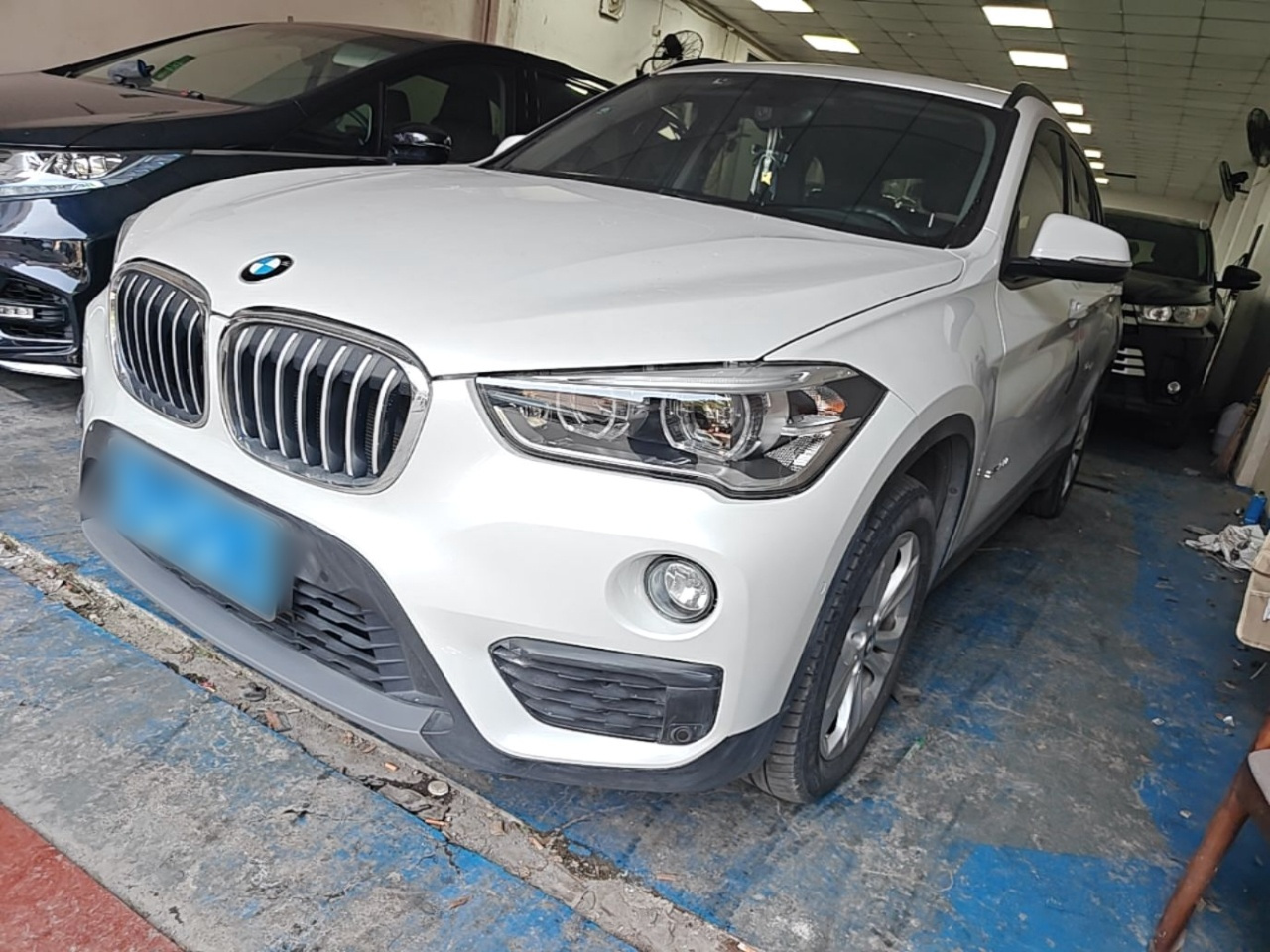 X1 2016 sDrive18Li Exclusive