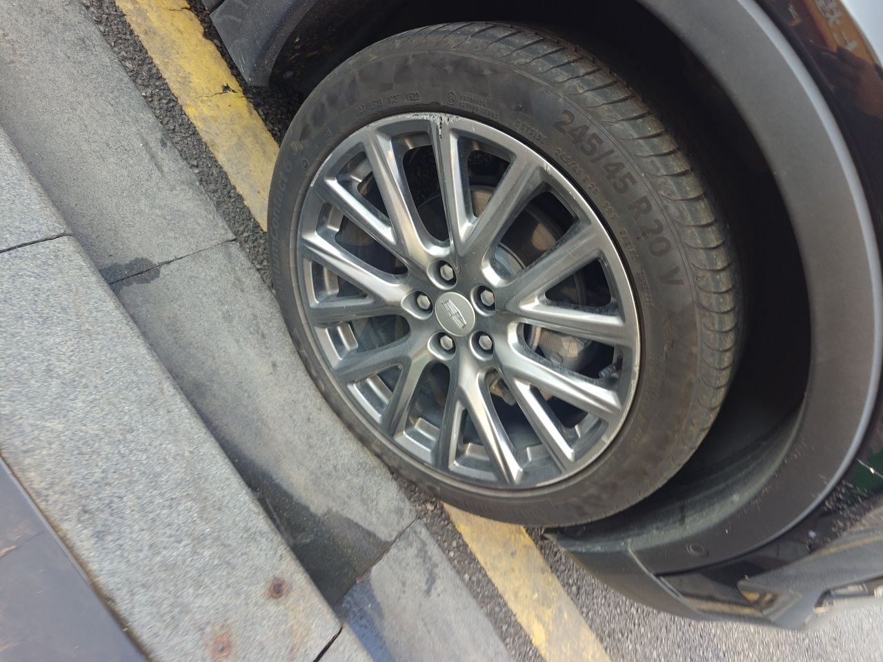 XT4 2022 28T AWD Platinum photo 5