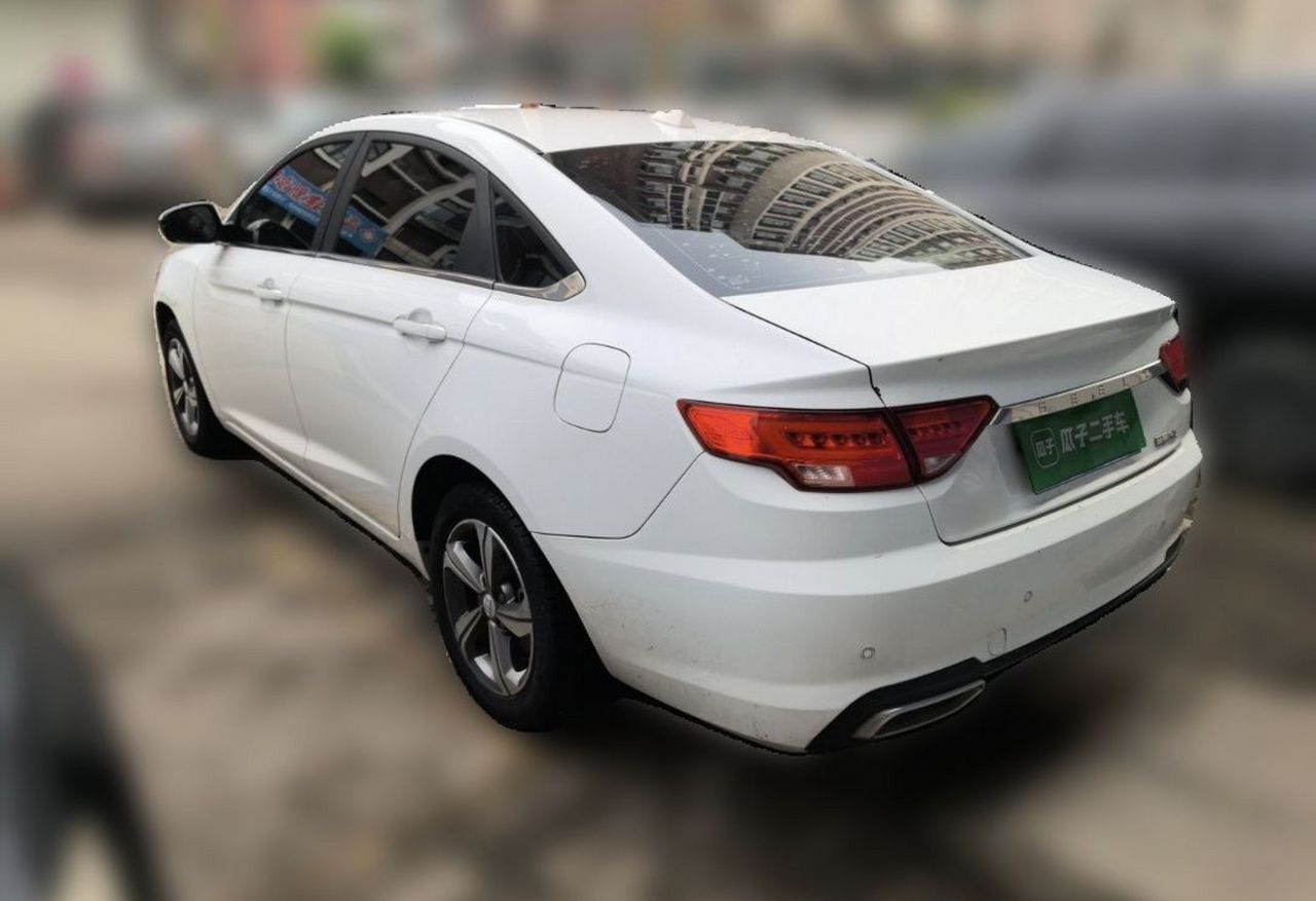 Emgrand GL 2018 1.8L DCT Elite Connected photo 4