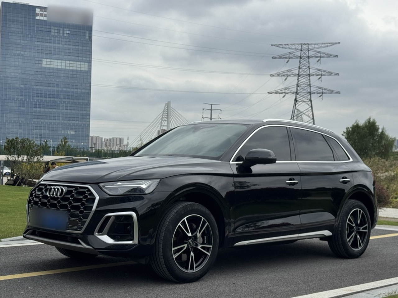 Q5L 2024 40 TFSI Fashion Dynamic