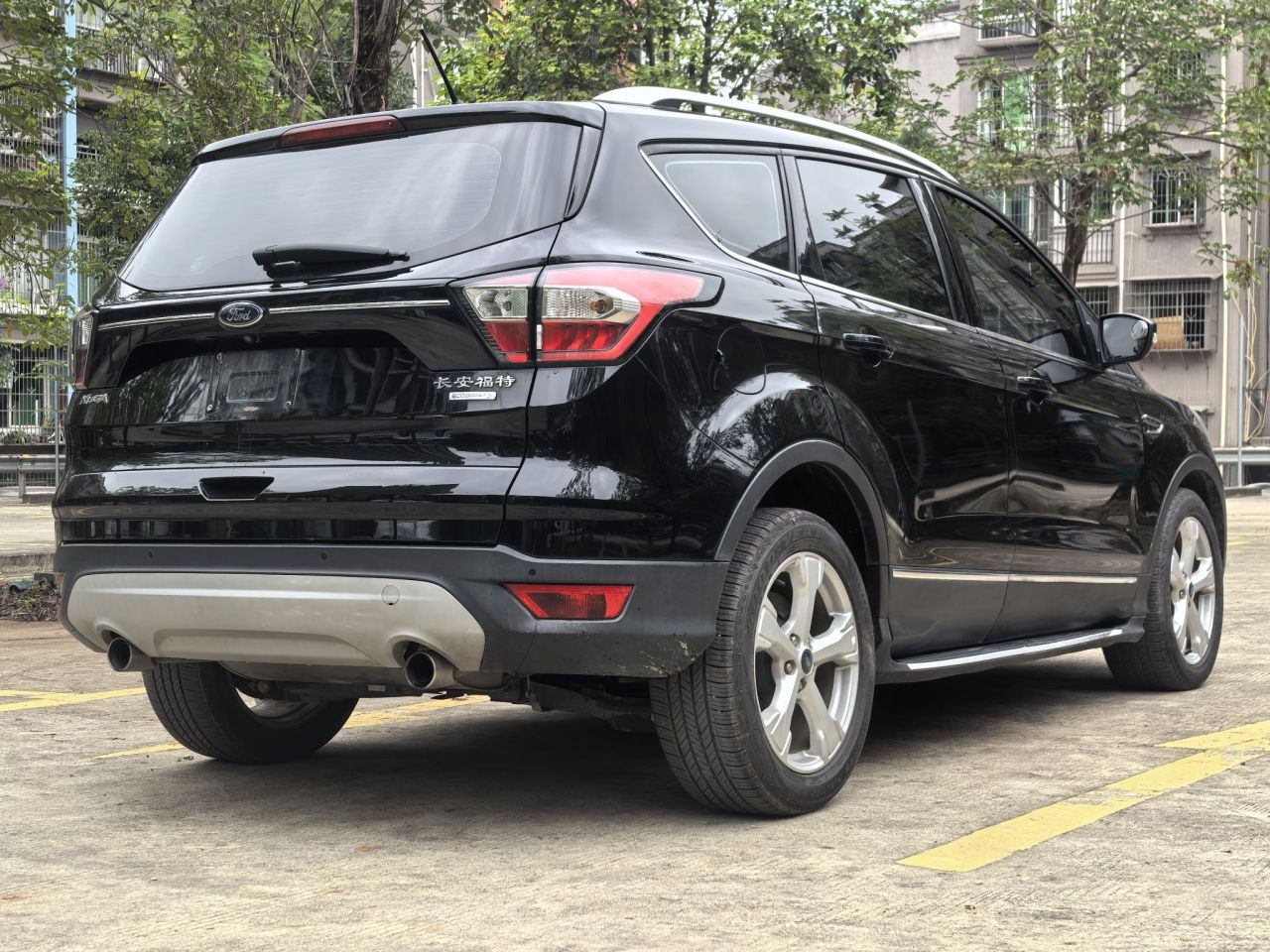 Kuga 2018 Facelift EcoBoost 180 RWD photo 4
