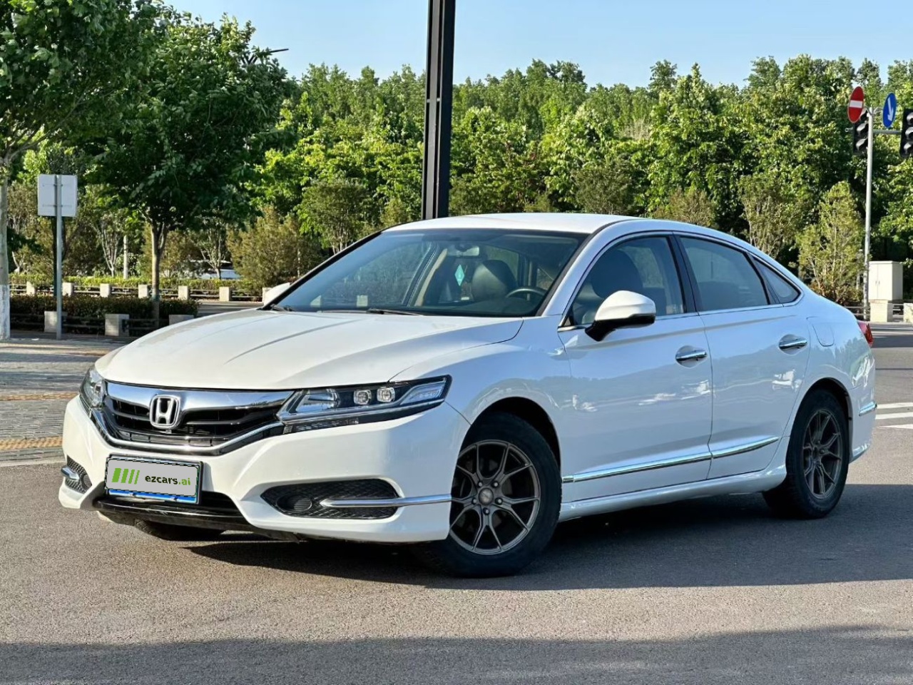Spirior 2015 2.0L Luxury