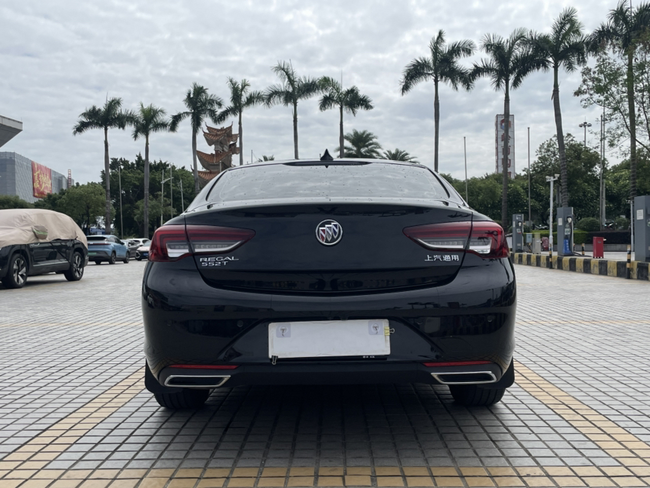 Regal 2023 552T Smart photo 2