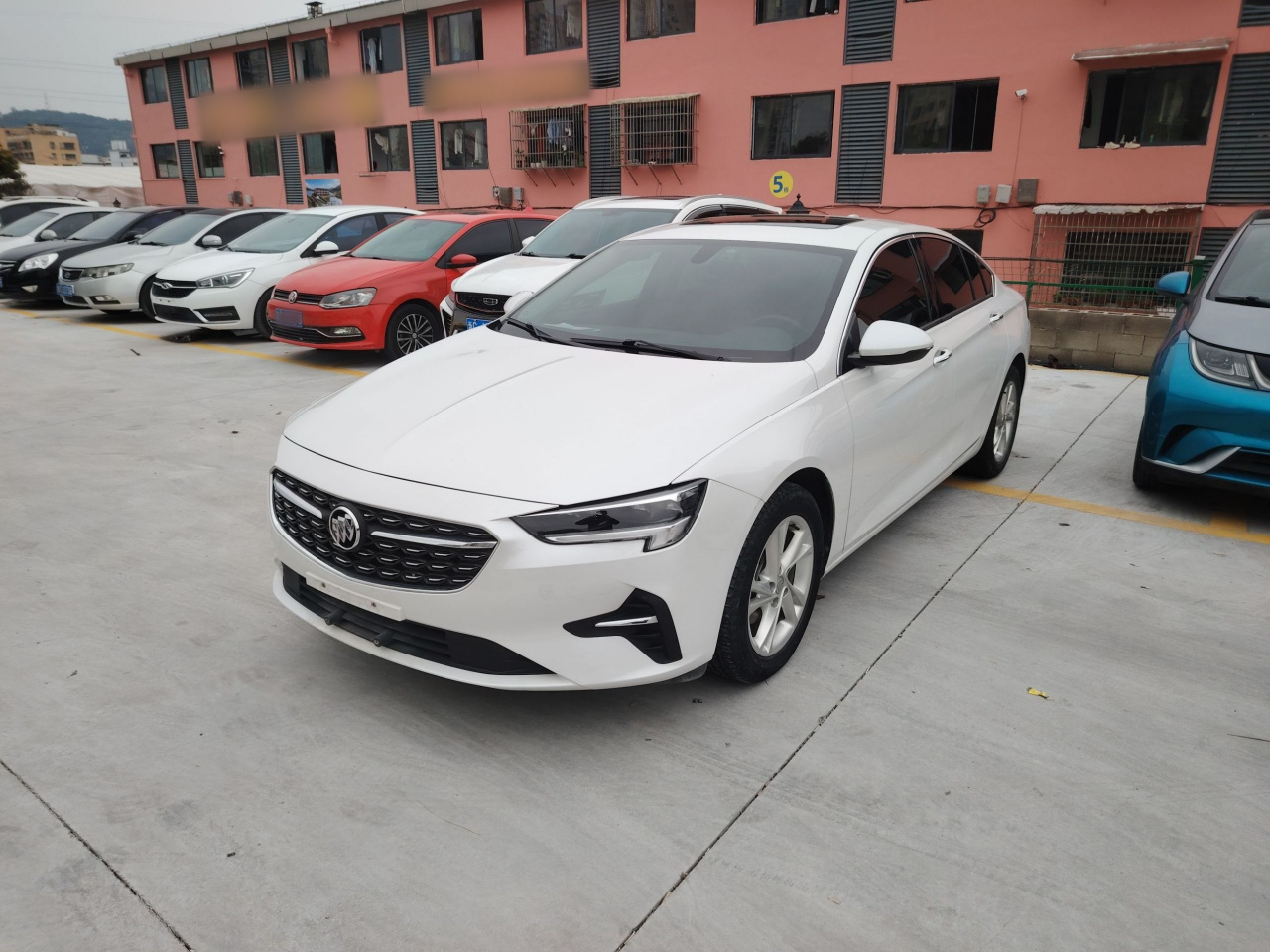 Regal 2023 552T Smart