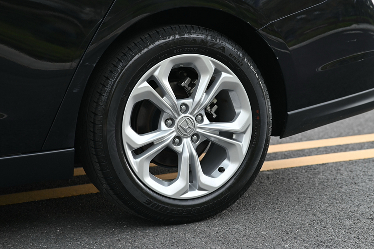 Accord 2023 260TURBO Comfort photo 3