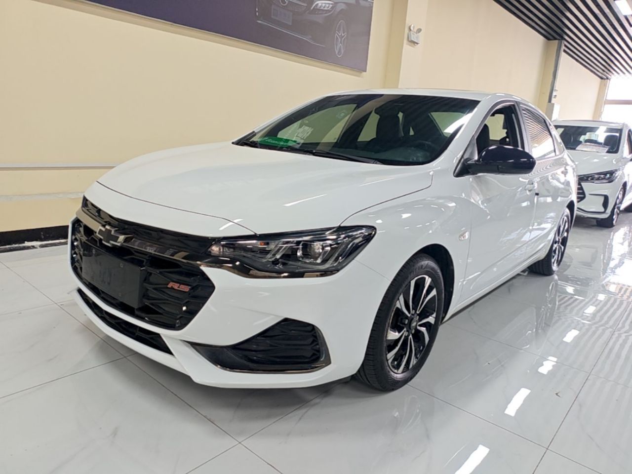 Cruze 2019 RS 330T AT China VI