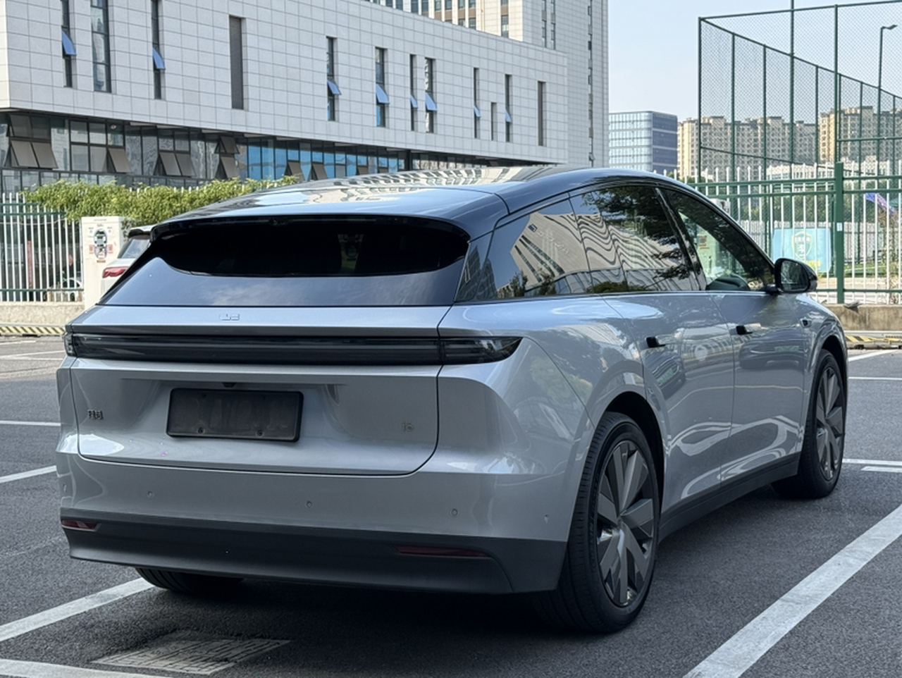 Li Auto i6 2025 AWD Standard photo 4