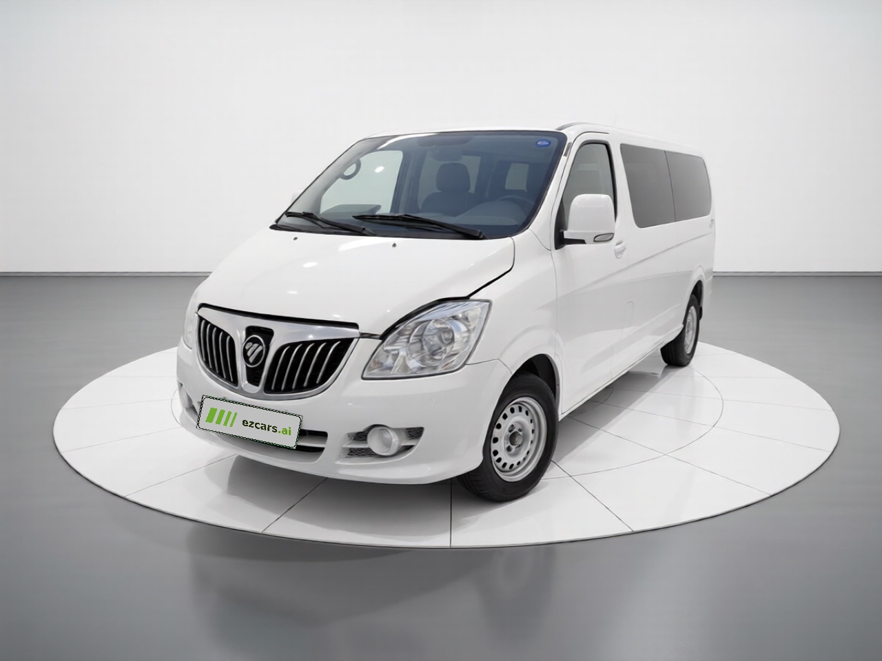 E 2017 2.0L Long Wheelbase 4Q20M
