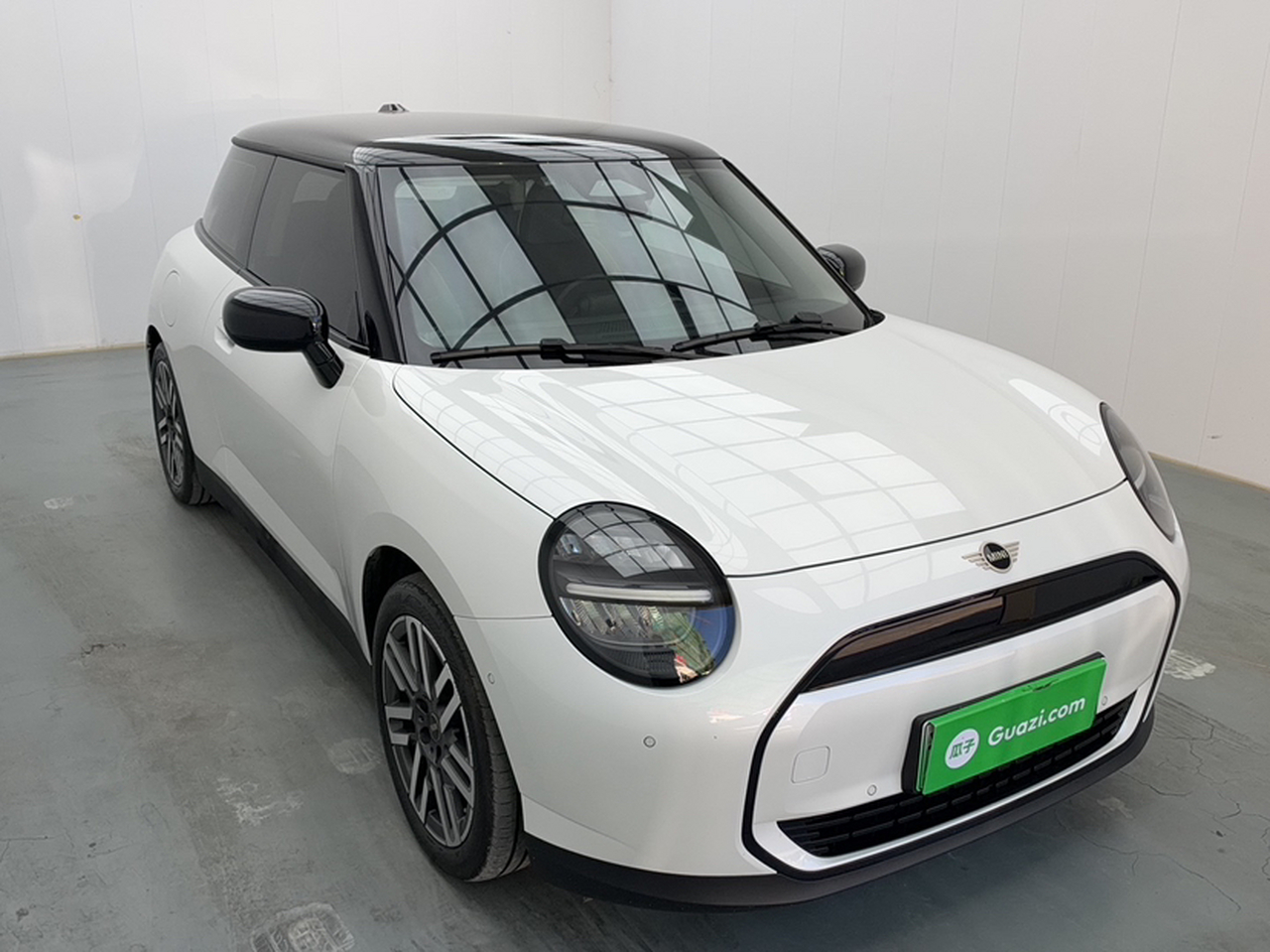 MINI COOPER 2024 456km COOPER E Classic photo 4