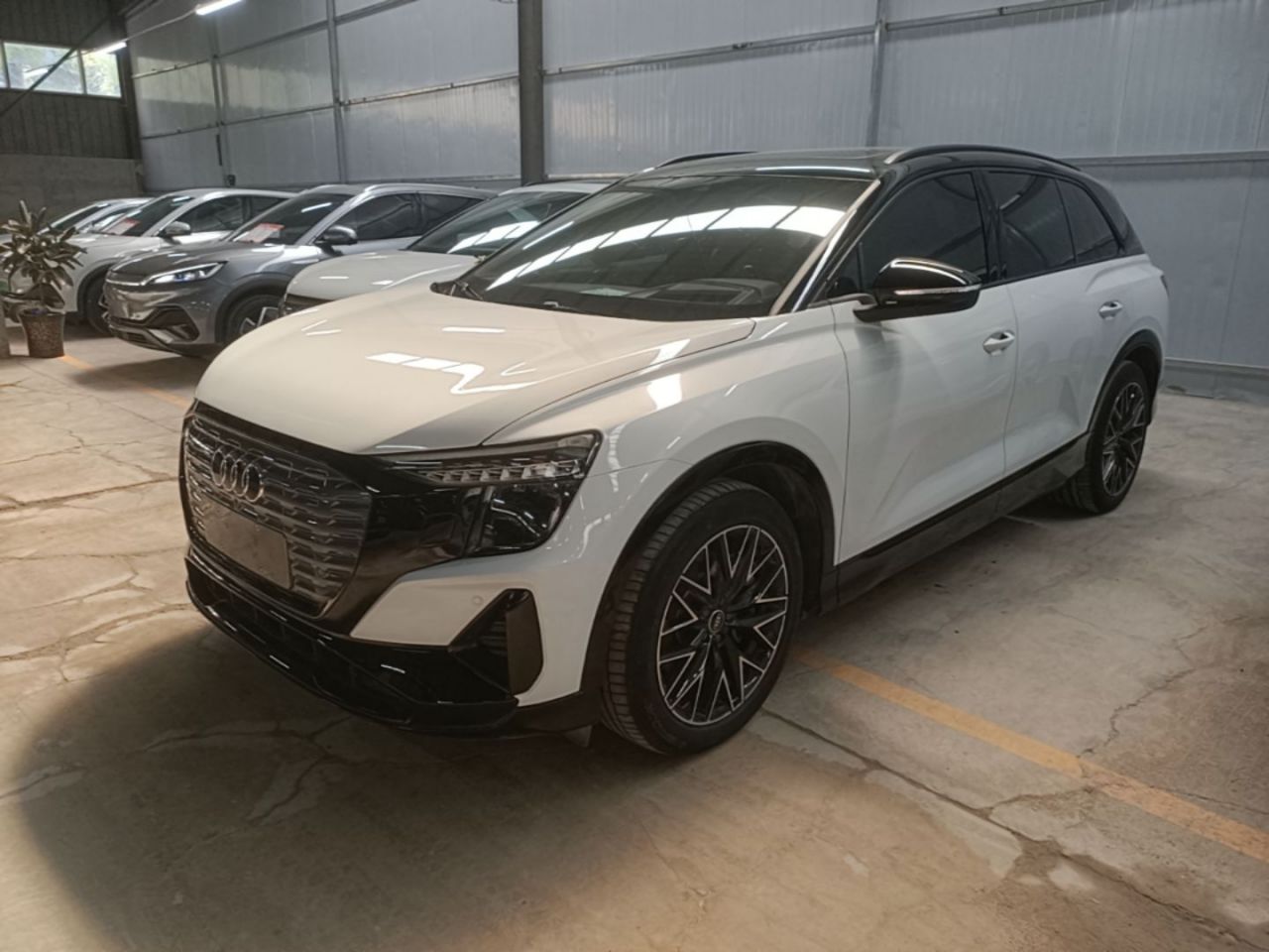 Q5 e-tron 2022 40 e-tron Starlight