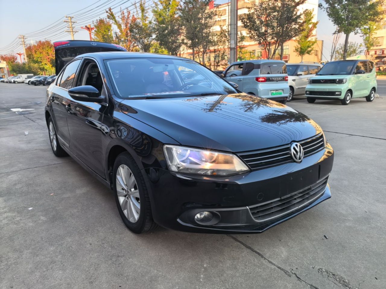 Sagitar 2014 Facelift 1.6L AT Leading photo 3